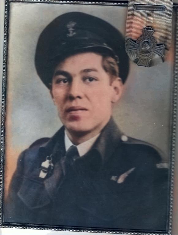 Telegrafist/schutter B25 Mitchell G.L.R. (Sam) van Leeuwen Sgt Sam