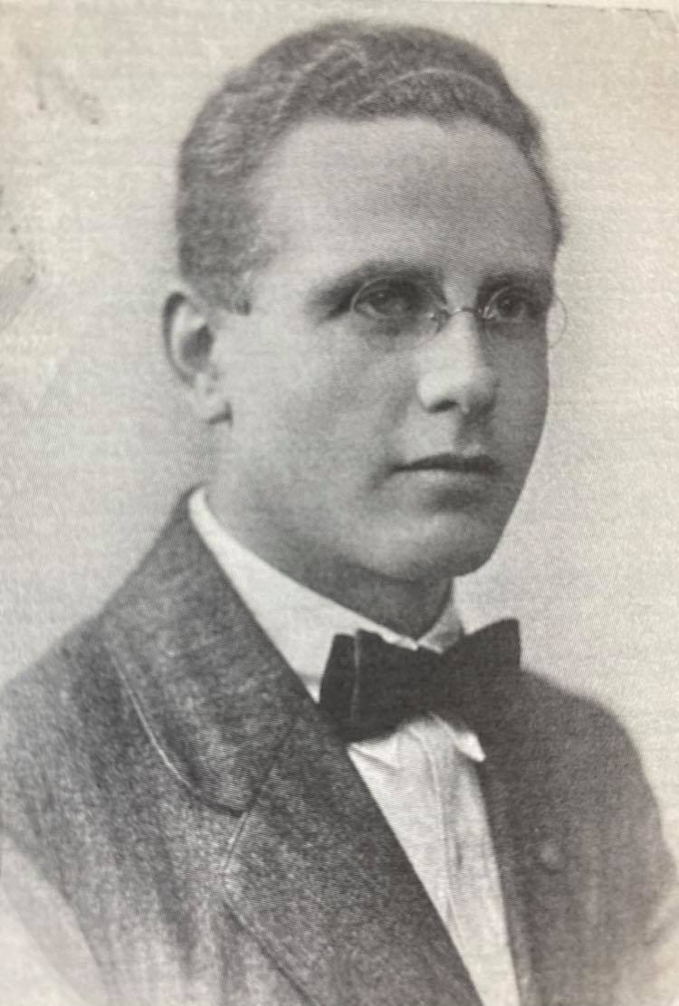 Leonard Willem van der Kuijp