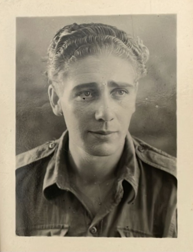 Dirk in Indonesië
