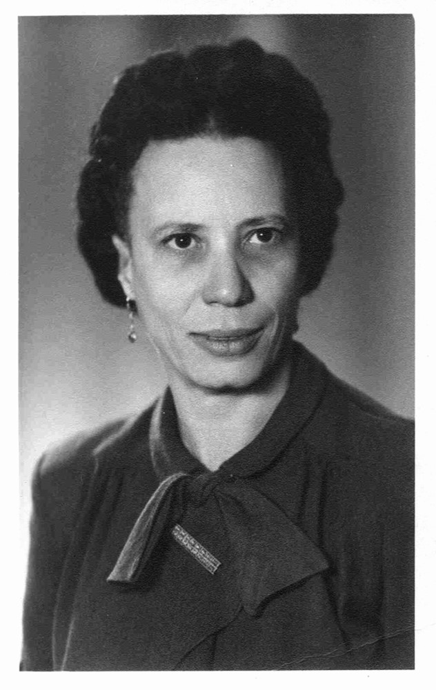 Portretfoto van Elisabeth Bergen