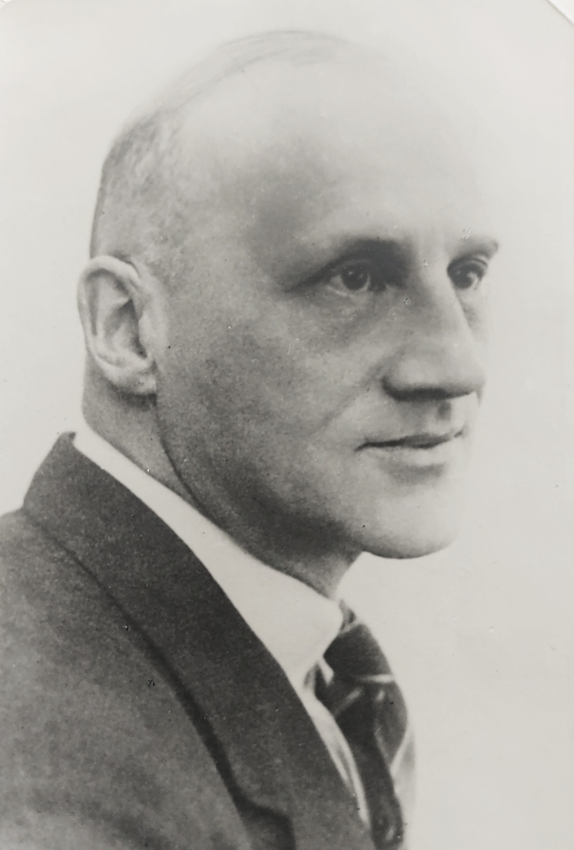 Ernst Hoffmann *12-08-1891