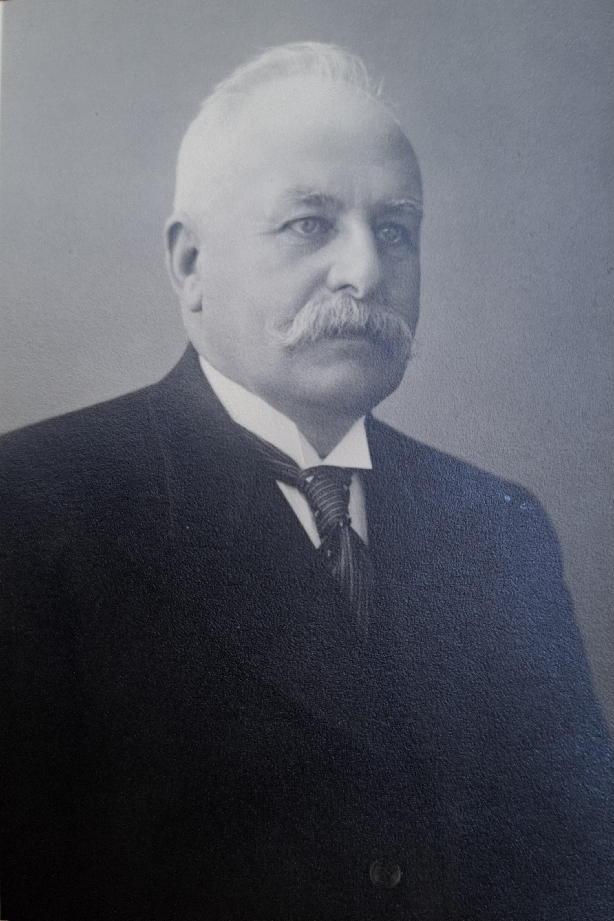 Burgemeester Johan Weerstra (bron: archief gemeente Wonseradeel)