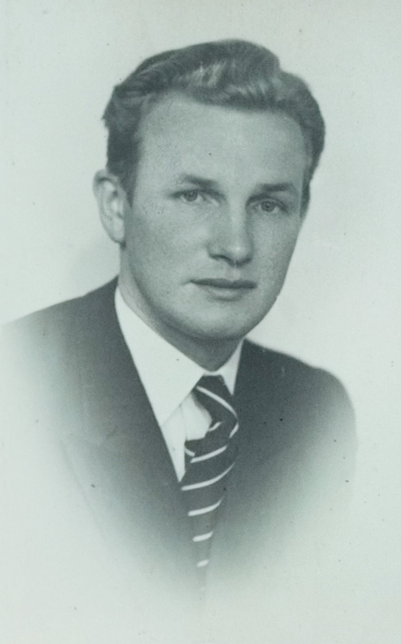 Johannes M Blokland