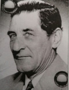 Petrus Gijsbertus (Piet) van den Broek