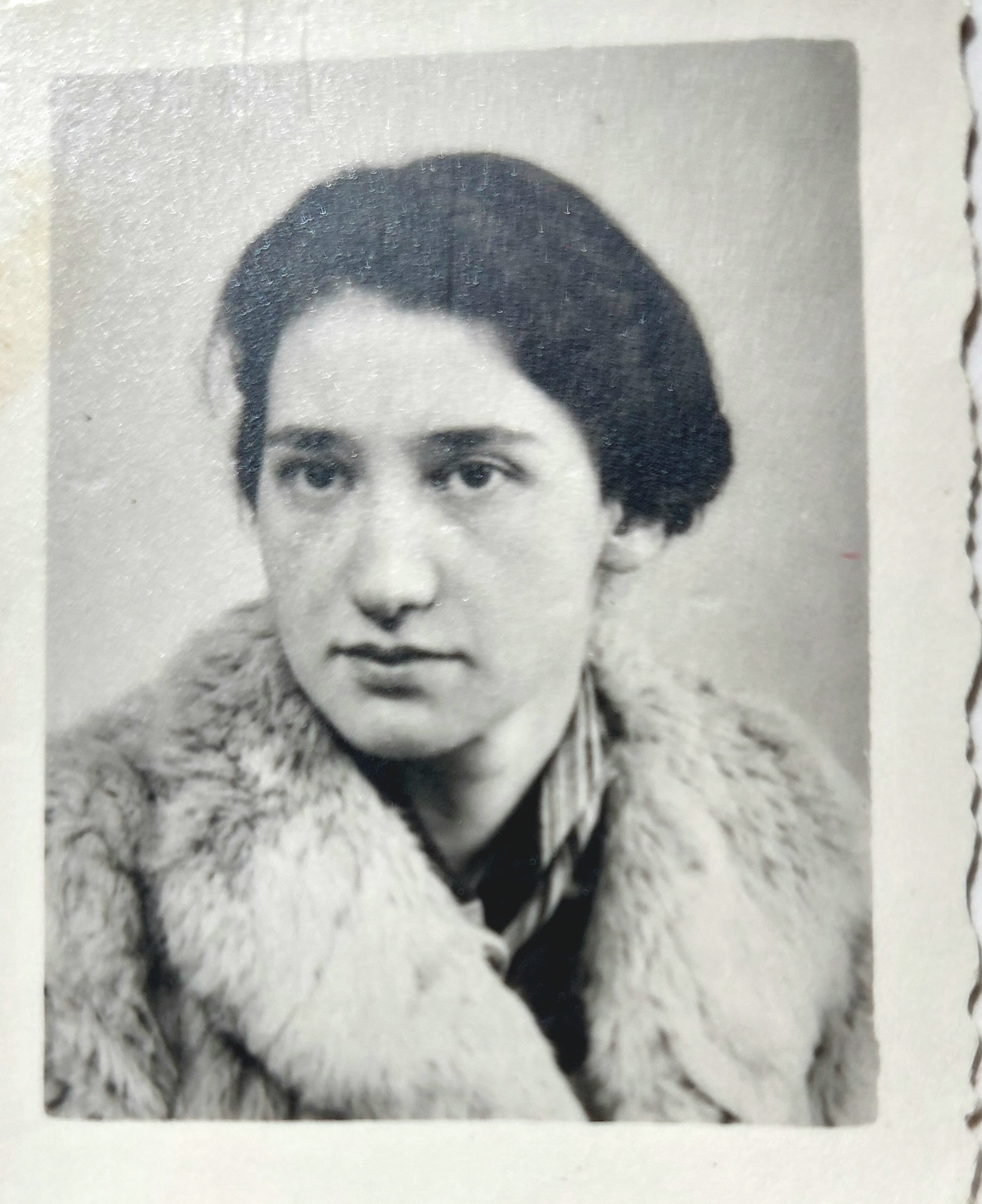 Evelyn Erna Samuels